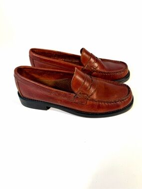G.H. Bass & Co Weejuns Whitney Brown Leather SlipOn Penny Loafer Size 6M Women’s